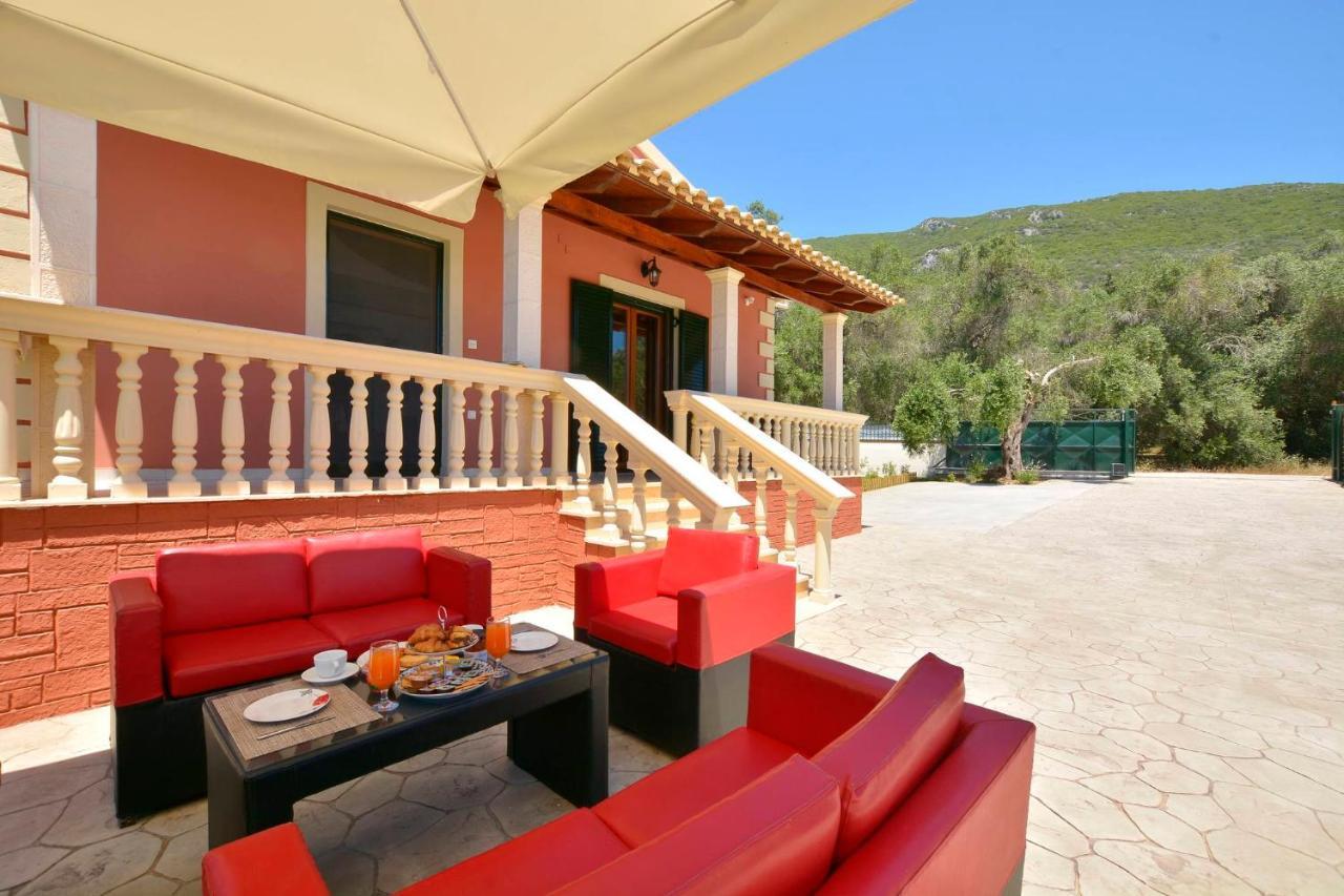 La Casa Del Sole Villa Halikounas Exteriör bild